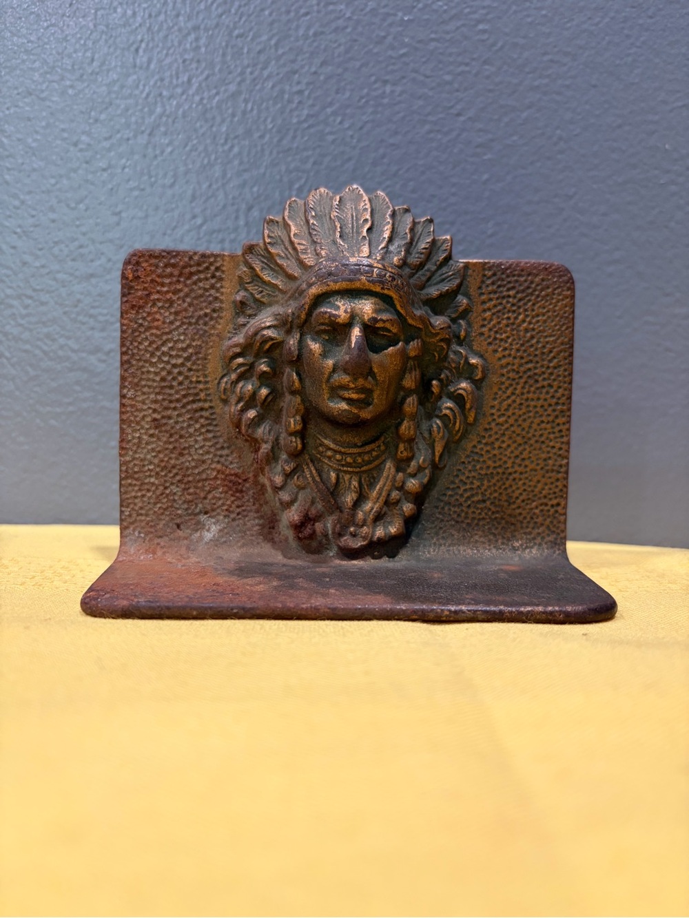 Vtg 1920s Cast Iron Native American Chief Bookend Hammered Bronze Patina